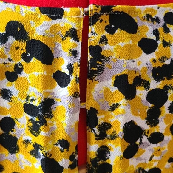 H&M yellow and black print dress - Picture 6 of 8